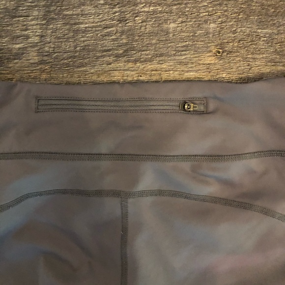 Nike DRI-FIT leggings, size Medium, purple-ish grey Nike emblem missing - Picture 6 of 7